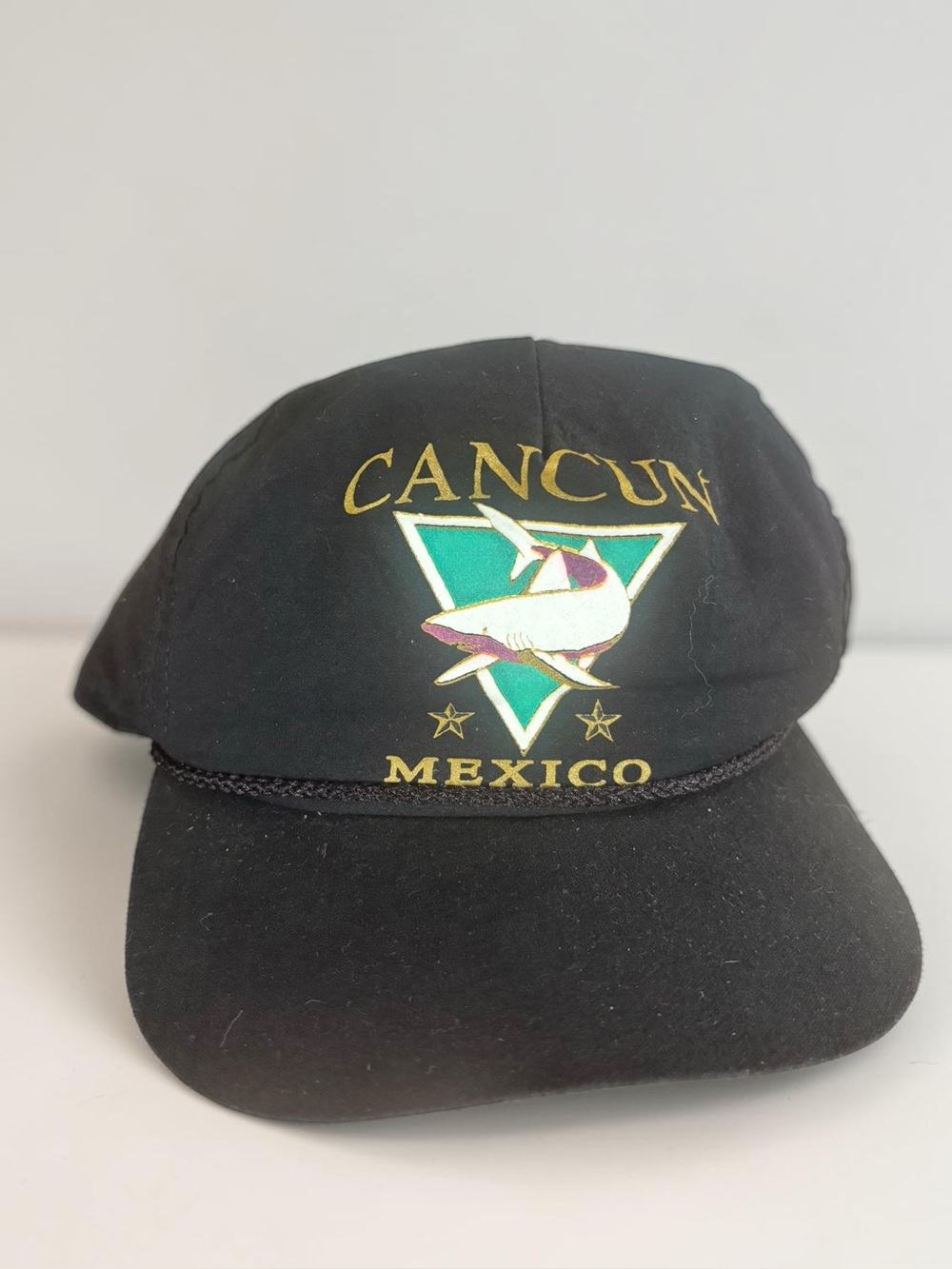 Vintage Cancun Mexico Hat Gift for Traveler Shark Snapback Cap